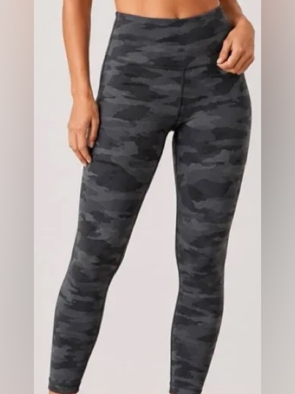 Athleta Women Elation 7/8 Camo Dark Gray Tight Size S
